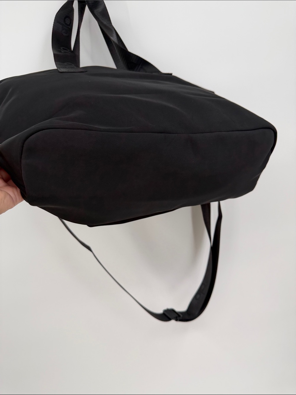 Alo Black Nylon Logo Bag - Picture 6 of 11